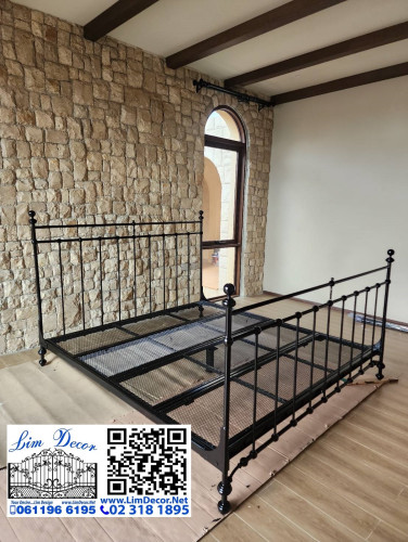 LD-BD12  ราวบันไดวนเหล็ก สไตล์ คิวบิคโมเดิร์น Metal Steel Spiral Staircase in Cubic Modern Style 1