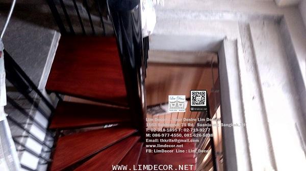 LD-B1264 บันไดเวียนเหลี่ยมเหล็กพื้นไม้ยาง Winder Staircase/Railing with Rubber Wood Plate 1