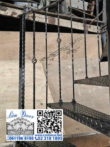 LD-BD221  ราวบันไดวนเหล็กดัดอิตาลีร้อทไอร์อ้อน สไตล์ โคโลเนี่ยล Wrought Iron Steel Spiral Staircase 1