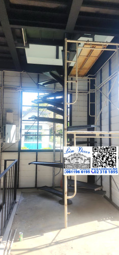 LD-BD244 ราวบันไดวนเหล็กพื้นไม้เอ็นจิเนียร์สำหรับพื้นที่จำกัดมากขึ้นดาดฟ้าMetal Steel Spiral with En 1