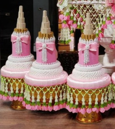 ชุดเครื่องบวชงานละมุน  กรวยอุปัชฌาย์ ต้นเทียนอุปัชฌาย์ ครอบไตร ต้นเทียนบวช ช่างM 4