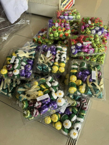 เหรียญโปรยทาน ผลไม้ / ขนมไทย / ของกิน  เหรียญโปรยทานงานบวชงานกฐิน 3