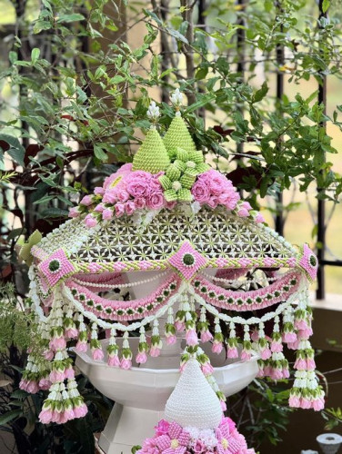 ครอบไตรชาววัง งานละเอียดระดับสูง   ครอบไตรไฮโซพรีเมี่ยม