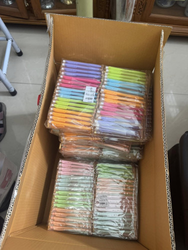 ของชำร่วยงานศพ  ;   ปากกาสีสัน  ปากกาสีหวาน  ปากกาสีทอง บรรจุทีละด้ามใส่ซองเรียบร้อย 7