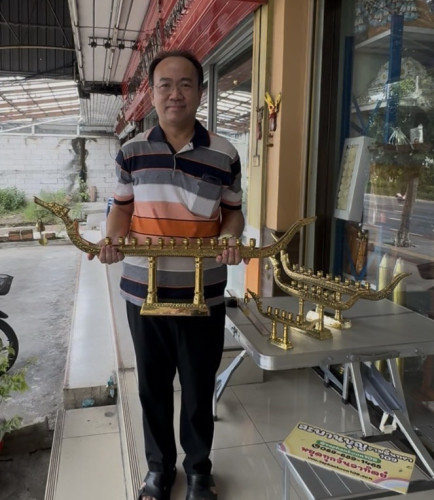 เชิงเทียนเรือสุพรรณหงส์ ทองเหลืองแท้ งานเกรดเอ ( เชิงเรือหงส์ ) ราคาอยู่ในเนื้อหาสินค้า 4