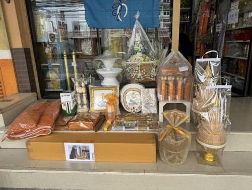 เครื่องกฐิน ชุดใหญ่ ( เป็นเพียงภาพตัวอย่างเท่านั้น ) ปรับเปลี่ยนได้ 3