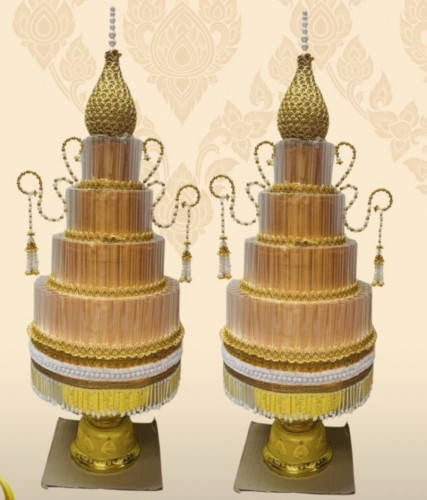 102 - 100  ใบ ( ราคาต่อ 1 ต้น )  พานพุ่มกฐิน 4 ชั้น  ต้นกฐินใส่เงินสวยๆ สั่งล่วงหน้าค่ะ 4