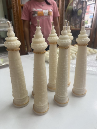 เทียนขี้ผึ้งแท้ผสมพาราฟิน เทียนหลักชัย  ( เทียนขี้ผึ้งผสม ) เทียนไขจุดเข้าพรรษาได้ เทียนพรรษา 2