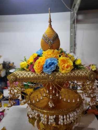 ครอบไตรลัคกี้ ครอบไตรหัวพุ่ม ครอบไตรทรงพุ่ม   ครอบไตรหัวพุ่มมุก สะพานบุญ 4