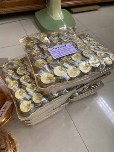 ของชำร่วยงานศพ  ;  ยาดมสมุนไพร ขวดแก้ว ใส่ถุงพร้อมโบว์ 5