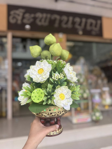 งานพานโตกไม้ บัวผ้าศิลปาชีพ  มี 2 สี  พานดอกบัวสวยๆเสมือนจริง  พานบัวศิลปชีพ  ขายเป็นคู่ 3