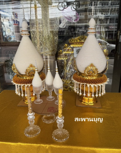 เครื่องทองน้อยแก้วคริสตัล   ยอดพุ่มมุก  มีหลายสี สั่งได้ค่ะ  เครื่องแก้ว  ไม่ส่งพัสดุ 3