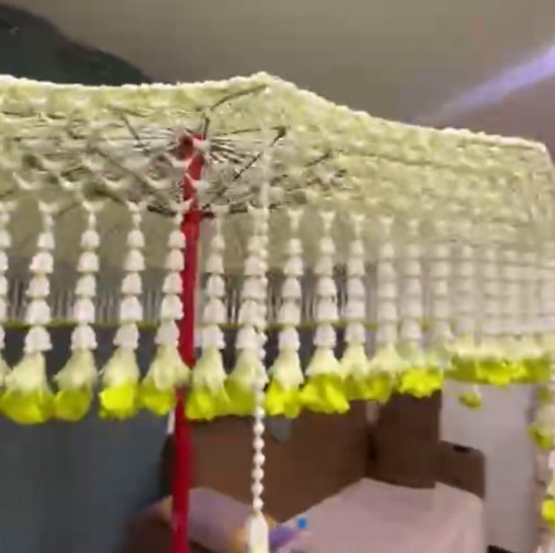 สัปทนร้อยดอกพุด สัปทนดอกรัก ร่มดอกไม้ ร่มกฐินงานละเอียด หัตถกรรมไทยโบราณ กว่า 2 หมื่นดอก 8