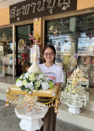 ครอบไตรลัคกี้ ครอบไตรหัวพุ่ม ครอบไตรทรงพุ่ม   ครอบไตรหัวพุ่มมุก สะพานบุญ 1