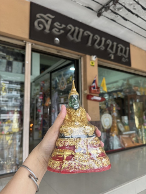 พระแก้วมรกต รุ่นถูก งานธรรมดา  ขนาด 3 นิ้ว 5 นิ้ว 9 นิ้ว ( สั่งล่วงหน้านะคะ ) 6