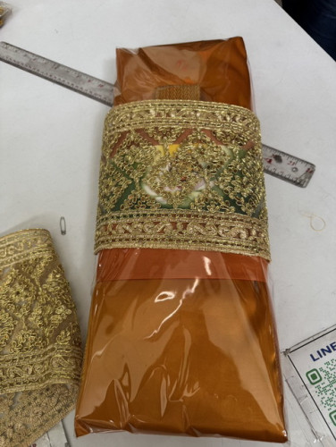 ผ้าคาดไตร  ผ้าเพชรสวยๆ ผ้าคลุมผ้าไตร  ผ้ากราบ ผ้ารับประเคนสวยๆ 2