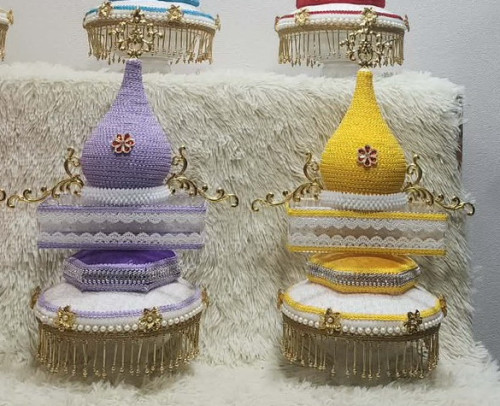 กล่องใส่ธนบัตร  พานพุ่มกฐิน ต้นผ้าป่า พานใส่เงินกฐิน  เงินแบงค์เป็นปึกๆ 8