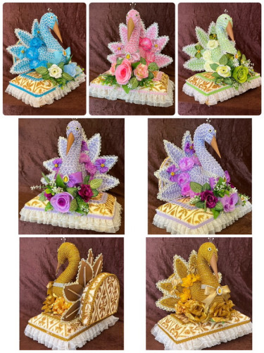 พุ่มกฐิน  ต้นกฐินนกยูงทรงหมอน ต้นนกยูงกฐิน พร้อมไม้ใบโพธิ์ 10ก้าน  รุ่นร่ำรวยมีตังค์