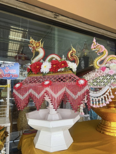 ครอบไตรพญานาคลูกปัดคริสตัล สั่งทำได้ทุกสี นิยมทำครอบไตรกฐิน 1