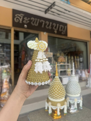 แพขมาดิ้นทองมาลัยดอกรัก ( เข้ากับพานพุ่มดิ้น )  พานธูปเทียนแพ 4