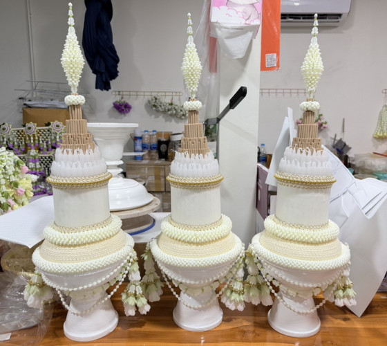 6 พาน กรวยอุปัชฌาย์ และ ต้นเทียนอุปัชฌาย์ ชุดบวชขายยกชุด กรวยบวช 8