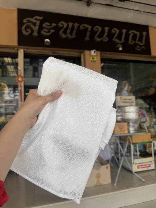 ผ้านุ่งนาค ผ้าถุงนาค ผ้าลายไทย มีหลายสี บวชนาค ใส่กับเสื้อนาค 3