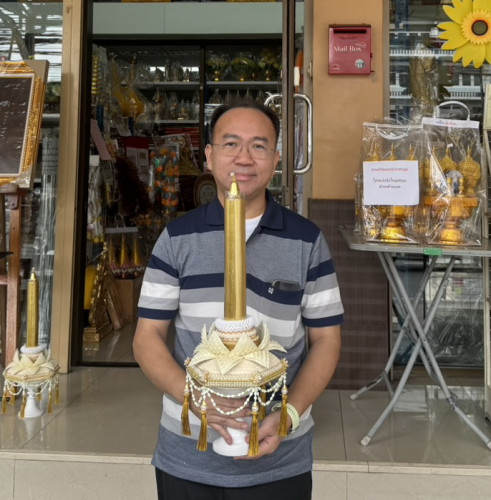 พานเทียนพรรษา6เหลี่ยม  เทียนทองแต่งพานสวยงาม พานพุ่มดอกไม้เข้าพรรษา  พุ่มเทียนฐานเทียน 3