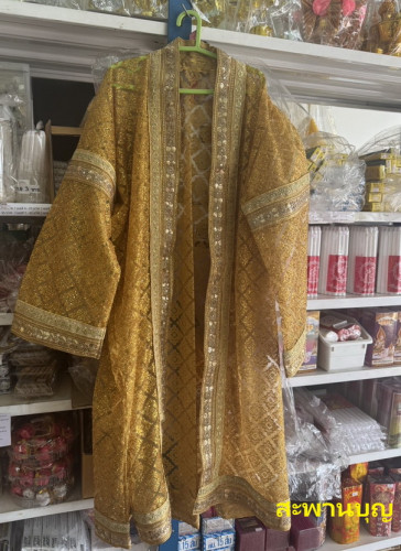 ชุดนาคชาววังพรีเมี่ยม ใส่กล่อง 1 ชุดมี เสื้อคลุมนาค + ผ้าถุง + เข็มขัด + ผ้าคลุมศรีษะนาค   เสื้อนาค 7