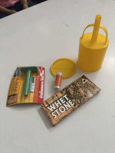 เครื่องกฐิน - บาตรสแตนเลส 8 นิ้ว  พร้อมอุปกรณ์ครบ บาตรพระ พร้อมเครื่องในบาตร 2