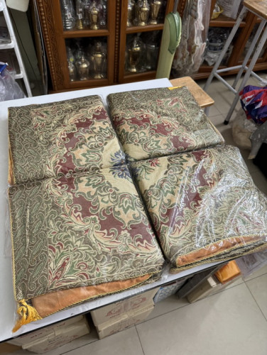 อาสนะหลุยส์ สะพานบุญ  เบาะรองนั่งสมาธิ 3