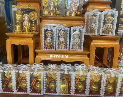 ของชำร่วยงานบวช เหรียญโปรยทานสวยๆตัวนาค น้องนาคอัฐบริขาร เครื่องบวชครบชุด  ชุดนาค 3