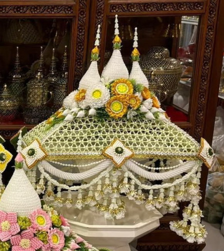 ครอบไตรชาววัง งานละเอียดระดับกลาง ครอบไตรหัวพุ่ม ครอบไตรสวยๆ ครอบไตรกฐิน 5