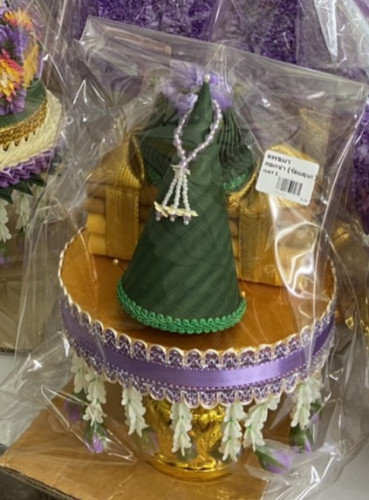 พานแพขมา ดอกข่าร้อยอุบะ เบอร์ 1  มีหลายสี สั่งได้  พานขมา เทียนแพ 7