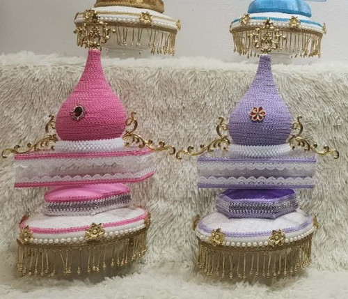 กล่องใส่ธนบัตร  พานพุ่มกฐิน ต้นผ้าป่า พานใส่เงินกฐิน  เงินแบงค์เป็นปึกๆ 9