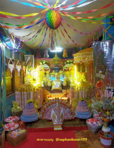 สินค้าจัดชุดเครื่องบวชพระใหม่ แบบงานประดิษฐ์ชาววังสวยงาม  บัวศิลปาชีพ ครอบไตรต้นเทียน กรวยอุปัชฌาย์ 8