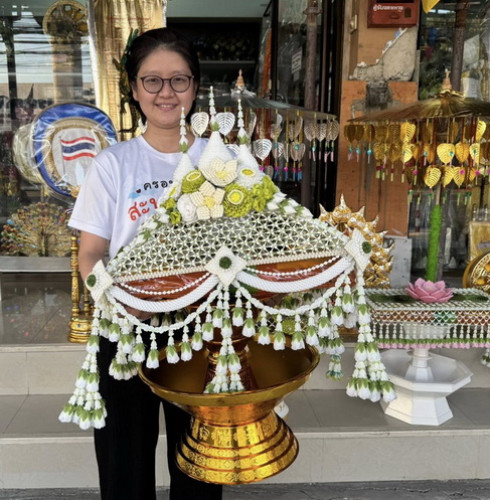 ครอบไตรชาววัง งานละเอียดระดับกลาง ครอบไตรหัวพุ่ม ครอบไตรสวยๆ ครอบไตรกฐิน 