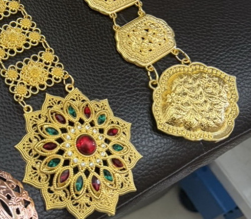 เข็มขัดทองเรียบ   เข็มขัดนาค   เข็มขัดทองติดพลอย ใส่งานบวชนาค ชุดนาค เข็มขัดล้านนา 2