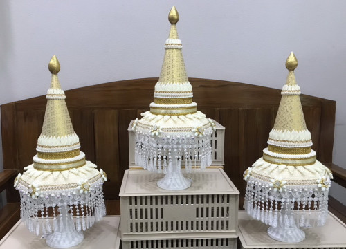 ครอบไตรสวยๆ พาน6เหลี่ยม รุ่นหกเหลี่ยม จัดชุดเครื่องบวชครบชุด  คอลเลคชั่นใหม่ ปี2569 ช่างโย 9