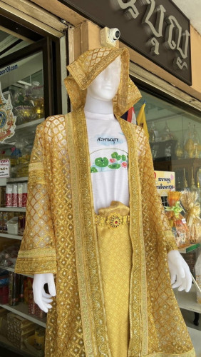 เสื้อสะพานบุญ  เสื้อยืดสีขาว  เสื้อยืดสายบุญ