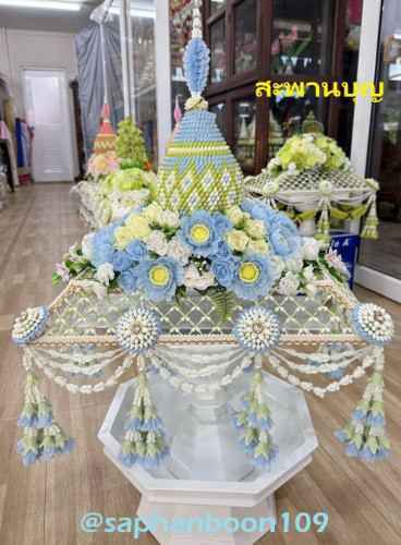 ครอบไตรหัวพุ่ม ครอบไตรทรงพุ่ม งานชาววัง สินค้ามาใหม่  งานสั่งพิเศษร้อยลูกปัดทอง / ร้อยดอกพุด 4