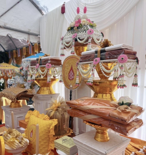 ครอบไตรแบน งานพิเศษ โค้งระย้า  ครอบไตรสวยๆ ร้อยตาข่ายมะลิ 7