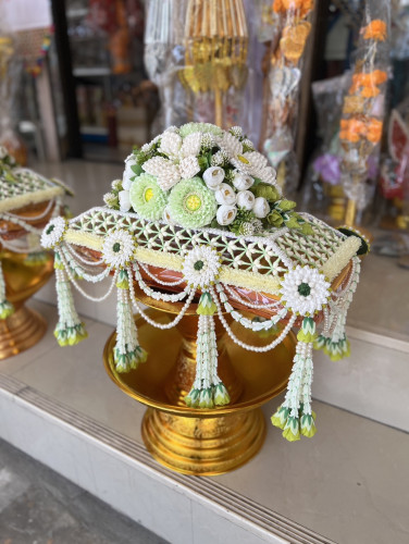 ครอบไตรชาววัง งานประณีตงดงาม  สีแนวมินิมอล ครอบไตรแบนงานร้อยมะลิ 6