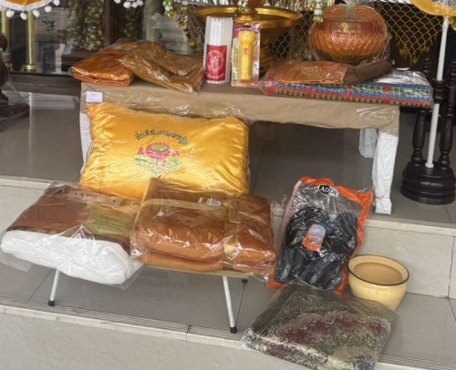 เครื่องกฐินชุดเล็ก  ครบชุดแบบพื้นฐาน ( จัดส่งได้ค่ะ )   บริวารกฐิน เจ้าภาพกฐิน 9