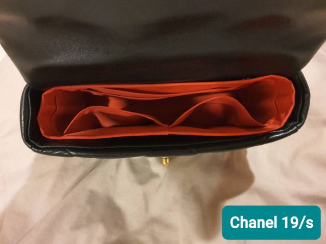 ที่จัดระเบียบกระเป๋า Chanel 19 small สีแดง