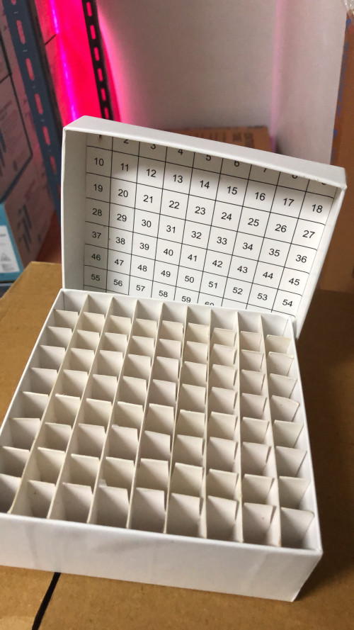 Freezing Cardboard Cryo Boxes, 81, 100 place Abdos
