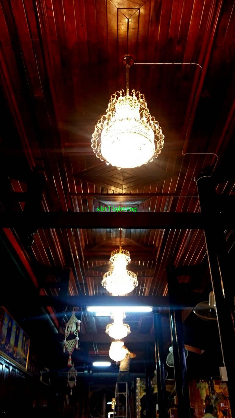 งานติดตั้งโคมไฟ ใน ศาลาไม้ วัดช่อม่วง เพรชบุรี nbsp;26  พฤศจิกายน   ปี 2561 2