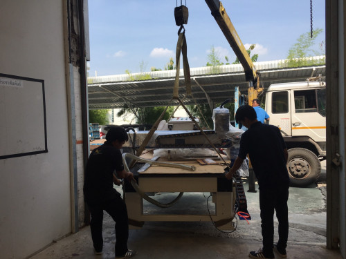 เครื่องแกะสลัก CNC ขนาด 1300 x 2,500 x 200 mm  รุ่น SCR-1325-Servo 7