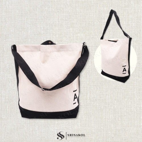 กระเป๋าผ้าแคนวาส มีกระดุมที่ปากกระเป๋า รหัส A2603-6B