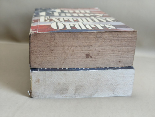 ขย้ำพยัคฆราช (Executive Orders) -2เล่มชุด- ของ ทอม แคลนซี่ย์ (Tom Clancy) แปลโดย สุวิทย์ ขาวปลอด 5