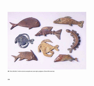 African Goldweights: Miniature Sculptures from Ghana 1400 - 1900 3